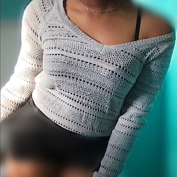 Cute Aéropostale Grey Knitted Sweatshirt! - Picture 2 of 2